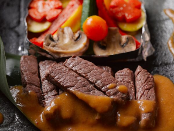 steak veggies photo