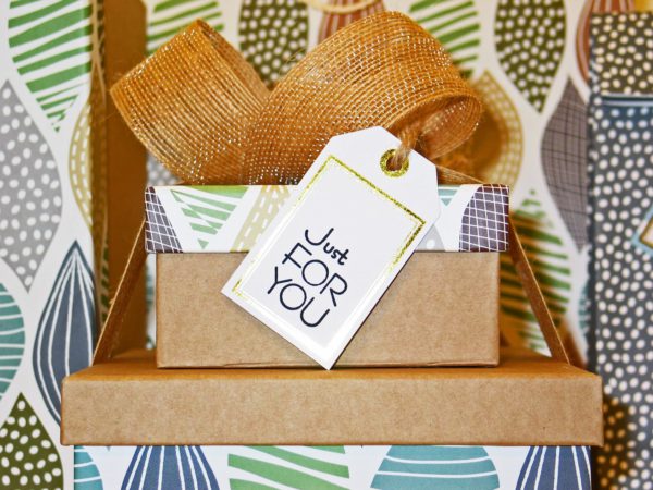 Free Shopping Birthday Gifts and Birthday Shopping Discounts